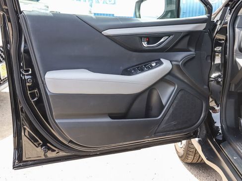 Used 2023 Subaru Outback Premium image 19