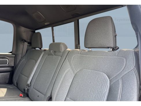 Used 2022 RAM 1500 Big Horn AWD/4WD image 14
