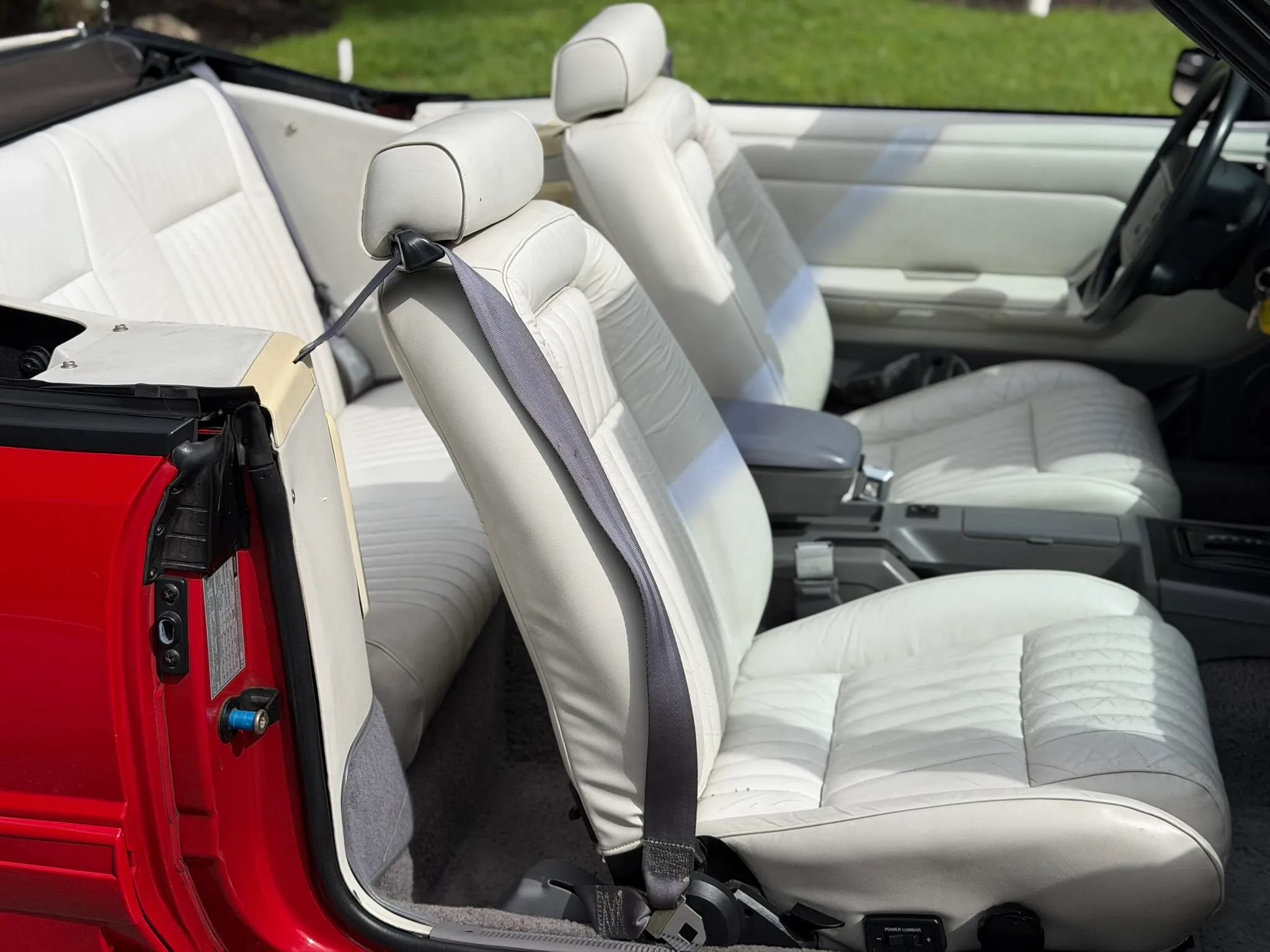 Used 1993 Ford Mustang GT RWD image 46
