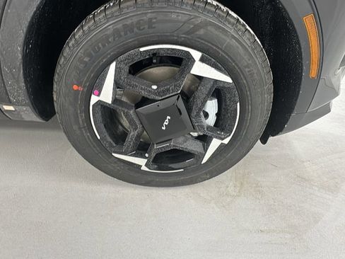New 2026 Kia Sportage EX AWD/4WD image 9