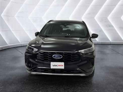 Used 2023 Ford Escape ST-Line FWD image 2