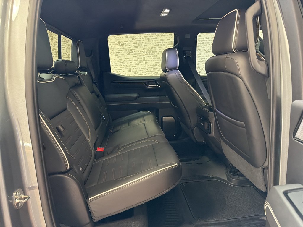 Used 2024 GMC Sierra 1500 AT4X AWD/4WD image 12