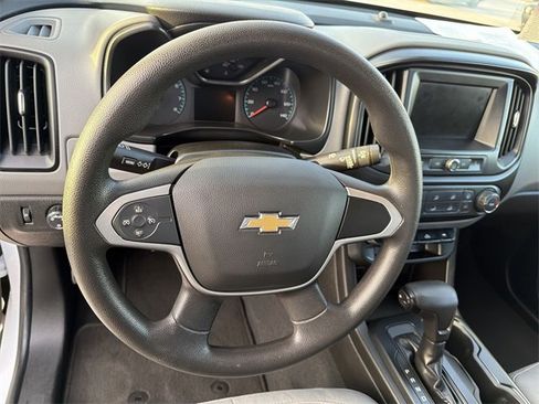 Used 2020 Chevrolet Colorado W/T w/ WT Convenience Package image 15