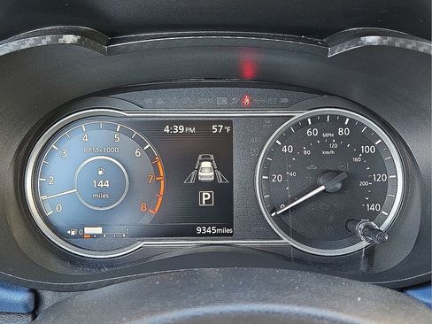 Used 2025 Nissan Versa SV image 24