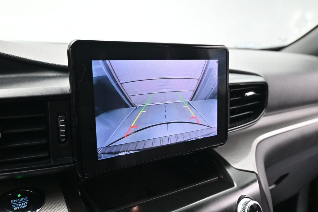 Used 2020 Ford Explorer XLT RWD image 13