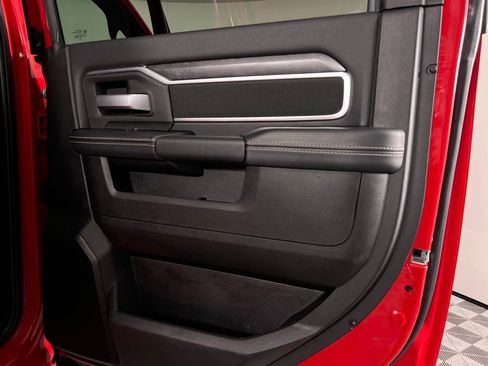 Used 2024 RAM 2500 Big Horn w/ Bed Utility Group image 28