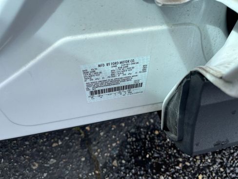 Used 2024 Ford Edge SEL image 29