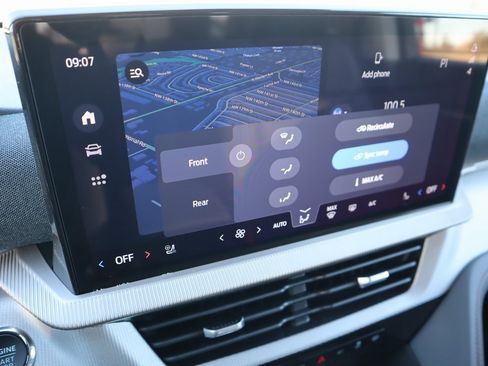 New 2026 Ford Explorer Active w/ Active Comfort Package image 7