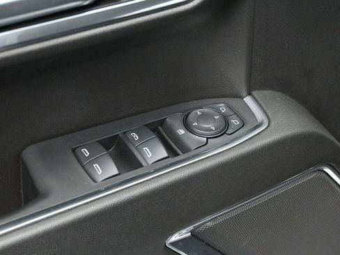 Used 2024 GMC Sierra 1500 Elevation image 11