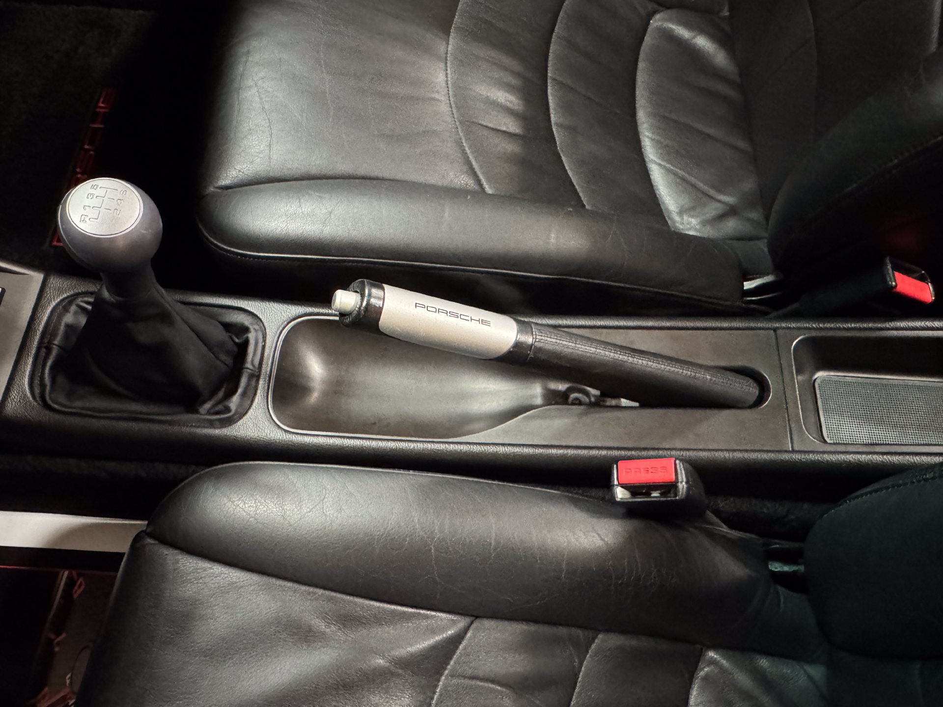 Used 1998 Porsche 911 Carrera RWD image 58