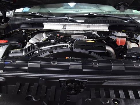 Used 2020 GMC Sierra 2500 Denali w/ Gooseneck/5TH Wheel Package image 26