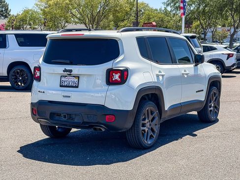 Used 2021 Jeep Renegade Latitude w/ Sun & Sound Group AWD/4WD image 4