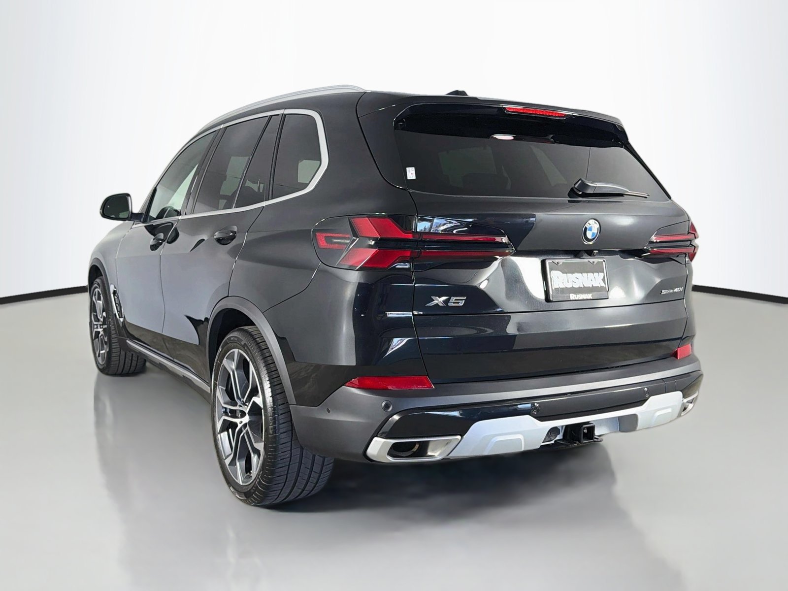 Used 2026 BMW X5 sDrive40i w/ Premium Package RWD image 5