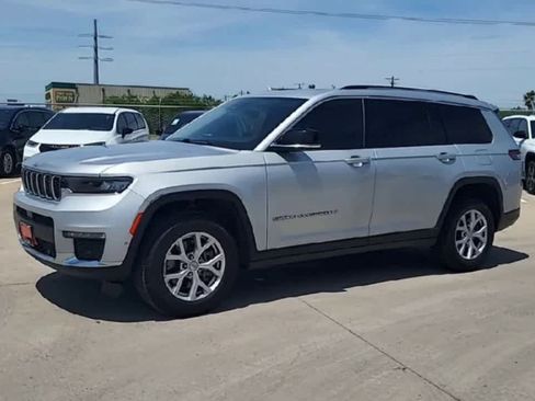Used 2022 Jeep Grand Cherokee L Limited w/ Luxury Tech Group II AWD/4WD image 4