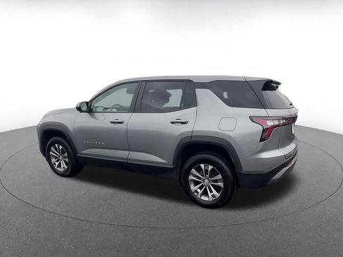 Used 2025 Chevrolet Equinox LT image 10