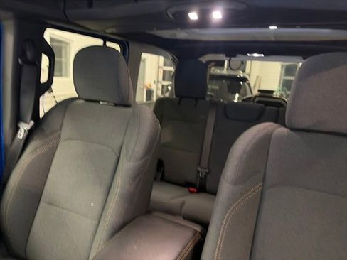 Certified 2025 Jeep Wrangler Sahara image 44