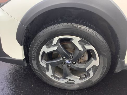 Used 2021 Subaru Crosstrek 2.5i Limited w/ Moonroof Package 1 AWD/4WD image 4