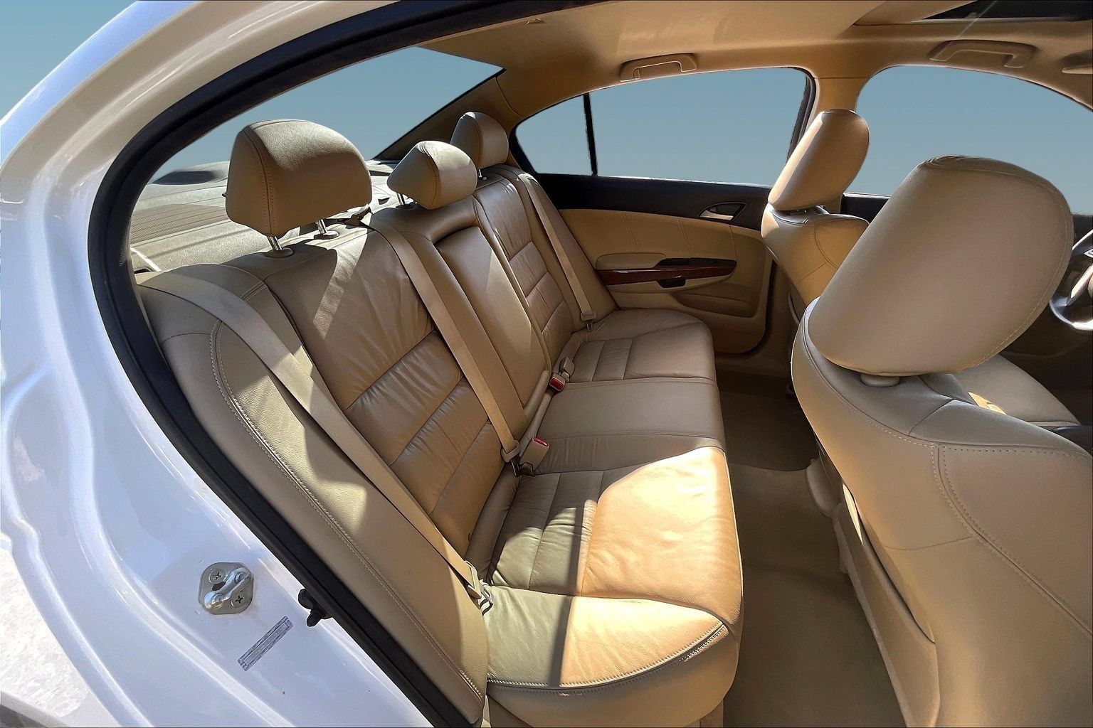 Used 2012 Honda Accord EX-L image 24