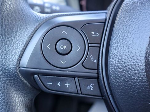 Used 2026 Toyota Corolla Cross L image 12