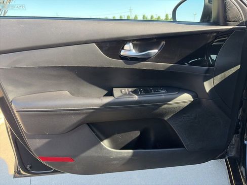 Used 2019 Kia Forte S FWD image 37