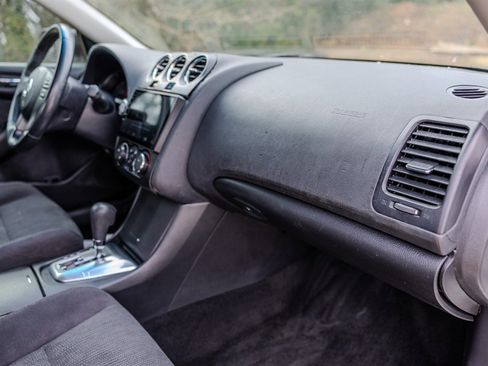 Used 2012 Nissan Altima 3.5 SR image 29