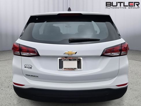 Used 2024 Chevrolet Equinox LS image 6