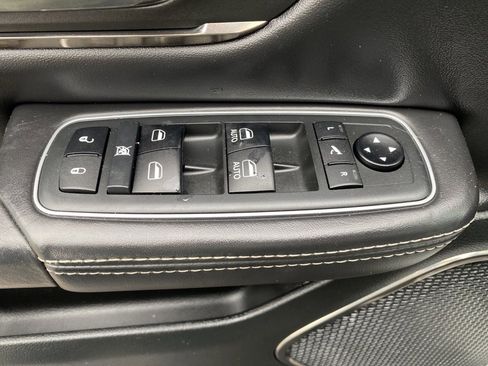 Used 2021 RAM 1500 Limited w/ Body Color Bumper Group image 30