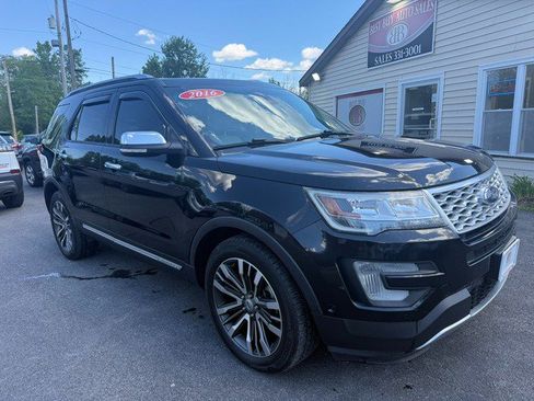 Used 2016 Ford Explorer Platinum AWD/4WD image 1