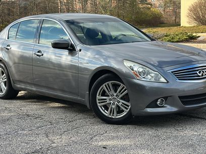 Used 2013 INFINITI G37 x w/ Premium Pkg