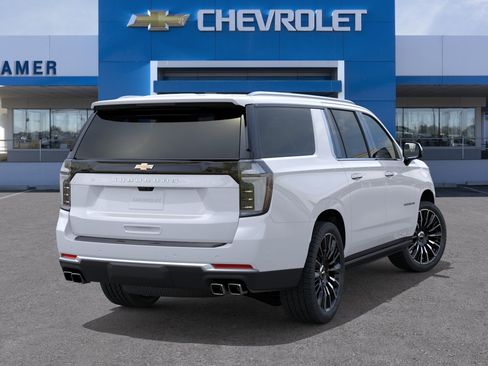 New 2026 Chevrolet Suburban High Country AWD/4WD image 28