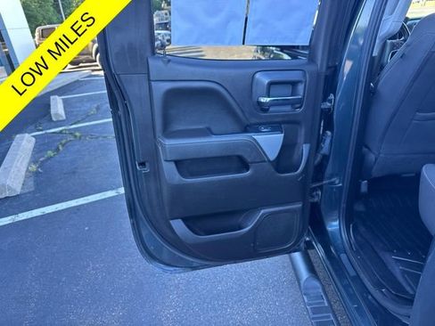 Used 2018 Chevrolet Silverado 1500 LT w/ All Star Edition AWD/4WD image 19