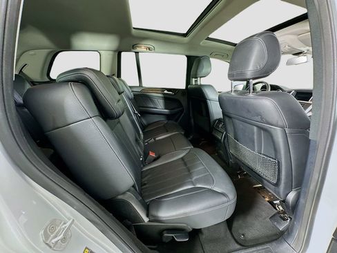 Used 2016 Mercedes-Benz GL 450 4MATIC image 30