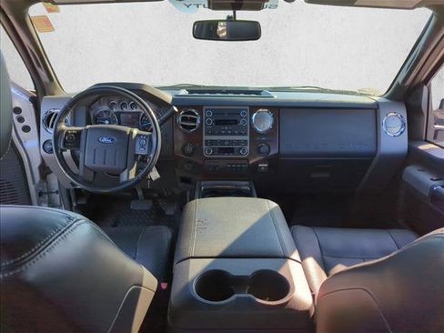 Used 2012 Ford F250 Lariat w/ Lariat Interior Pkg image 21