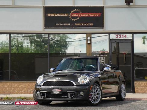 Used 2011 MINI Cooper John Cooper Works FWD image 1