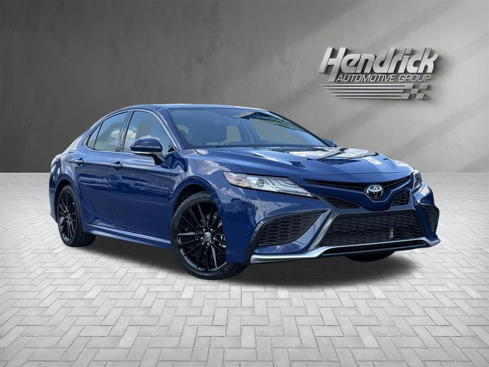 Used 2023 Toyota Camry XSE FWD image 2