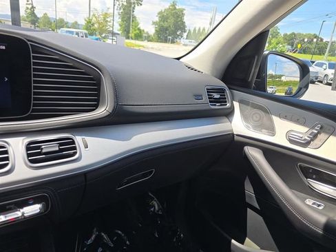Used 2025 Mercedes-Benz GLE 350 4MATIC image 27