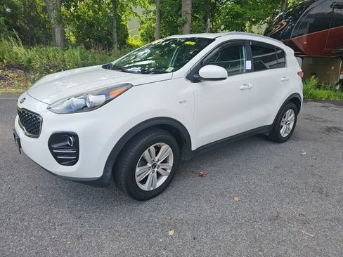 Used 2019 Kia Sportage LX w/ LX Popular Package AWD/4WD image 3