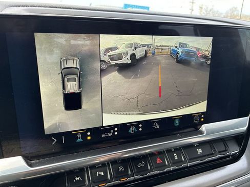 Used 2023 Chevrolet Silverado 1500 High Country w/ High Country Premium Package image 16