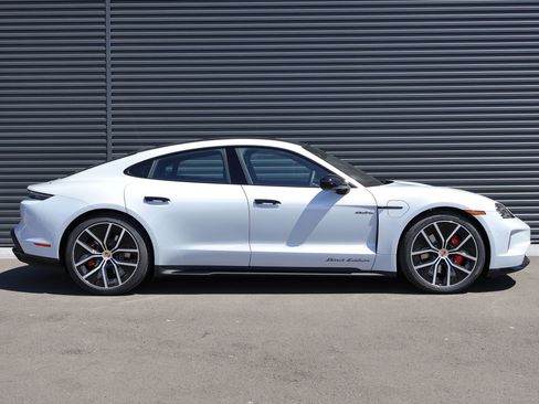New 2026 Porsche Taycan 4S AWD/4WD image 8