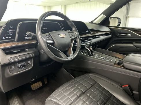 Used 2023 Cadillac Escalade Sport Platinum w/ LPO, ONYX Package AWD/4WD image 10