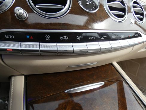 Used 2014 Mercedes-Benz S 550 Sedan image 71