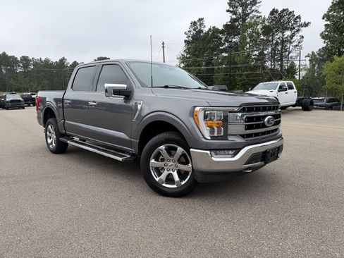 Used 2022 Ford F150 Lariat w/ Max Trailer Tow Package AWD/4WD image 3