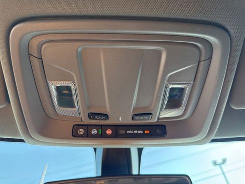 Used 2022 Chevrolet Silverado 1500 LT AWD/4WD image 48