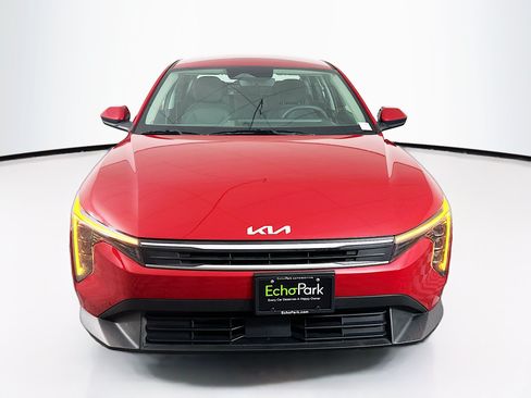 Used 2025 Kia K4 FWD image 2