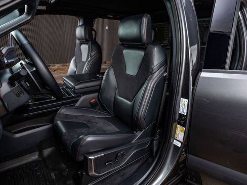 Used 2025 Ford F150 Raptor image 30