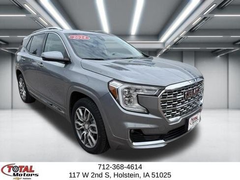 Certified 2024 GMC Terrain Denali w/ Denali Premium Package AWD/4WD image 2