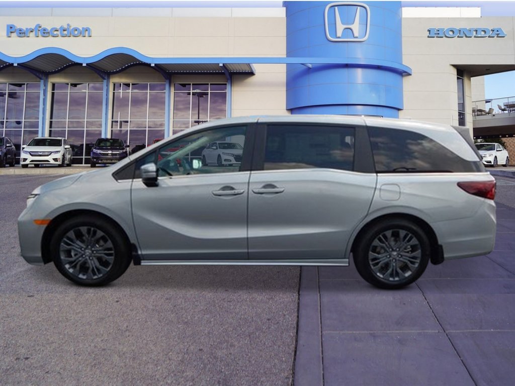New 2027 Honda Odyssey Touring image 2