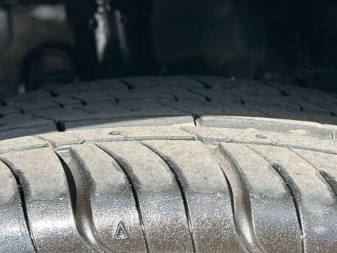 Used 2020 Nissan Rogue Sport SL w/ Premium Package image 34