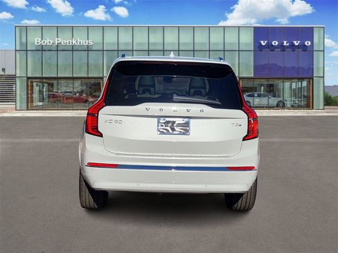 New 2026 Volvo XC90 T8 Plus image 25