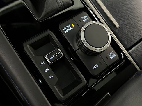 New 2026 Toyota Tundra Platinum AWD/4WD image 17